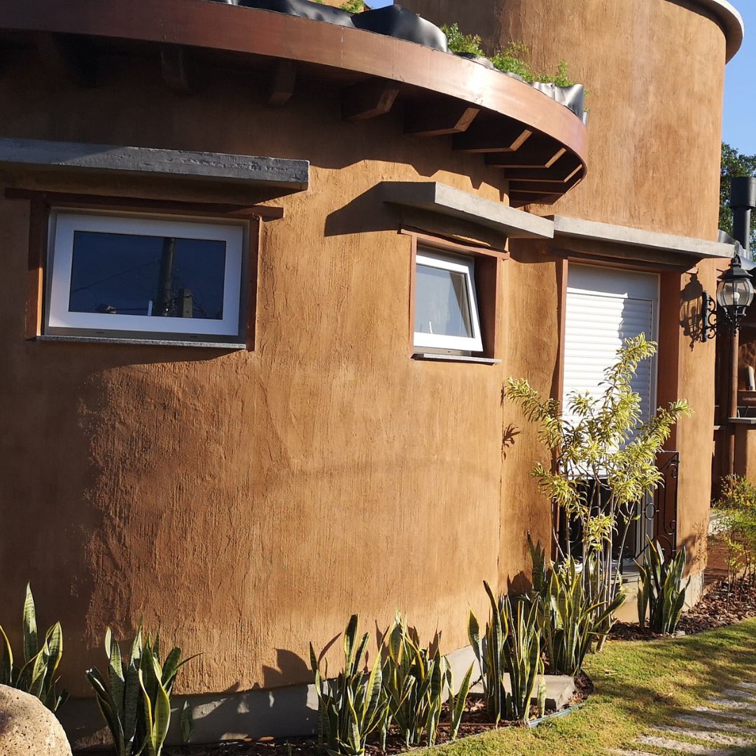 Rebocos naturais e bioconstrução